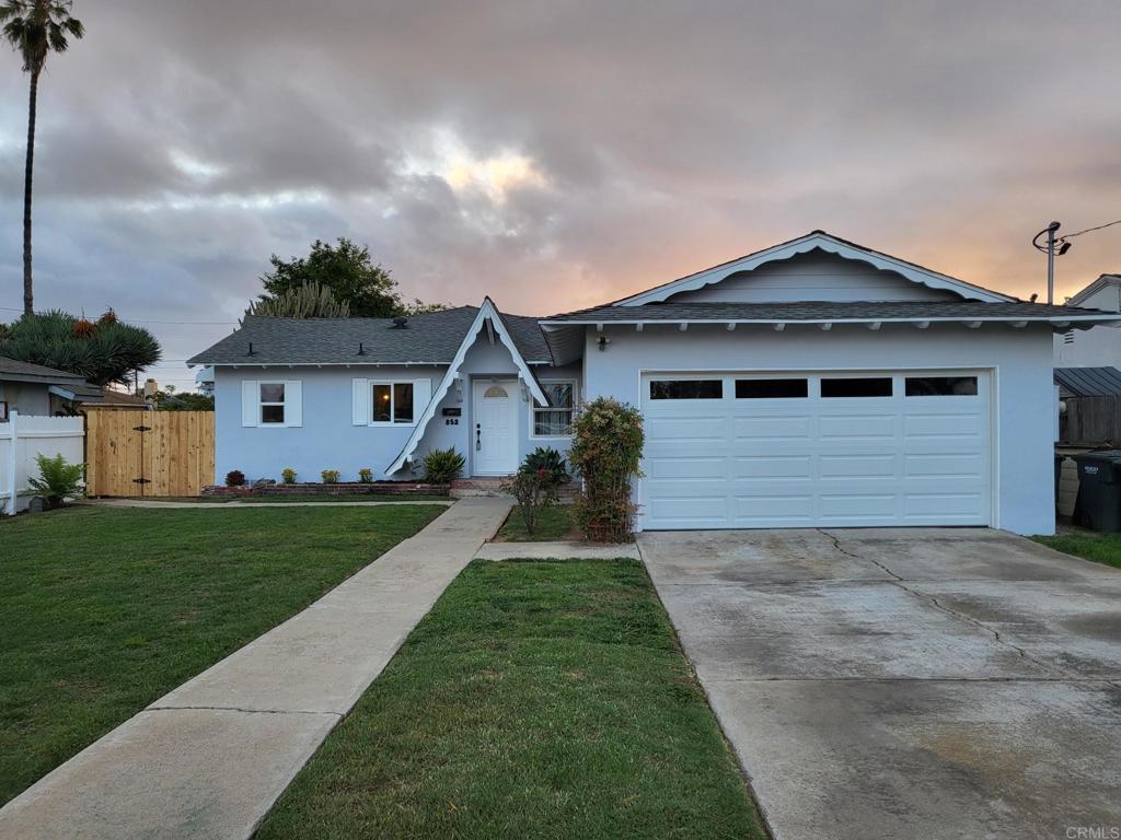 A property available for sale at 852 5th Street, Imperial Beach, CA 91932.