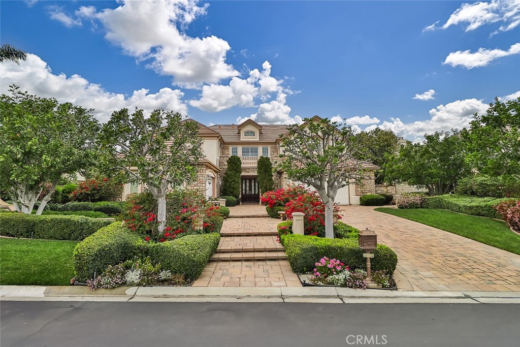 A property available for sale at 6791 Trevino Drive, Moorpark, CA 93021.