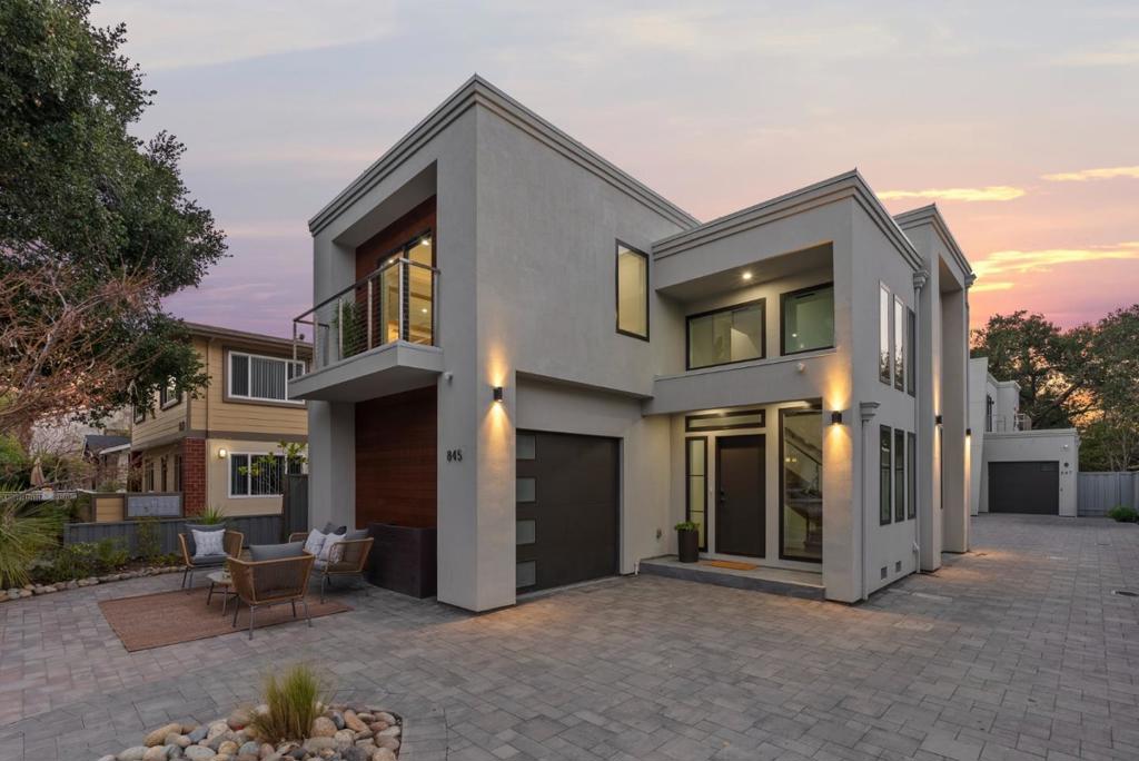 A property available for sale at 845 Webster Street, Palo Alto, CA 94301.