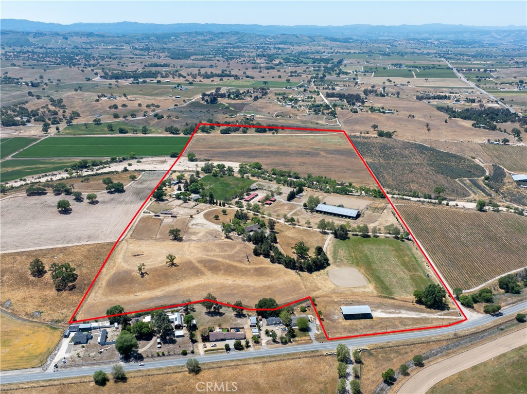 A property available for sale at 8455 Creston Road, Paso Robles, CA 93446.