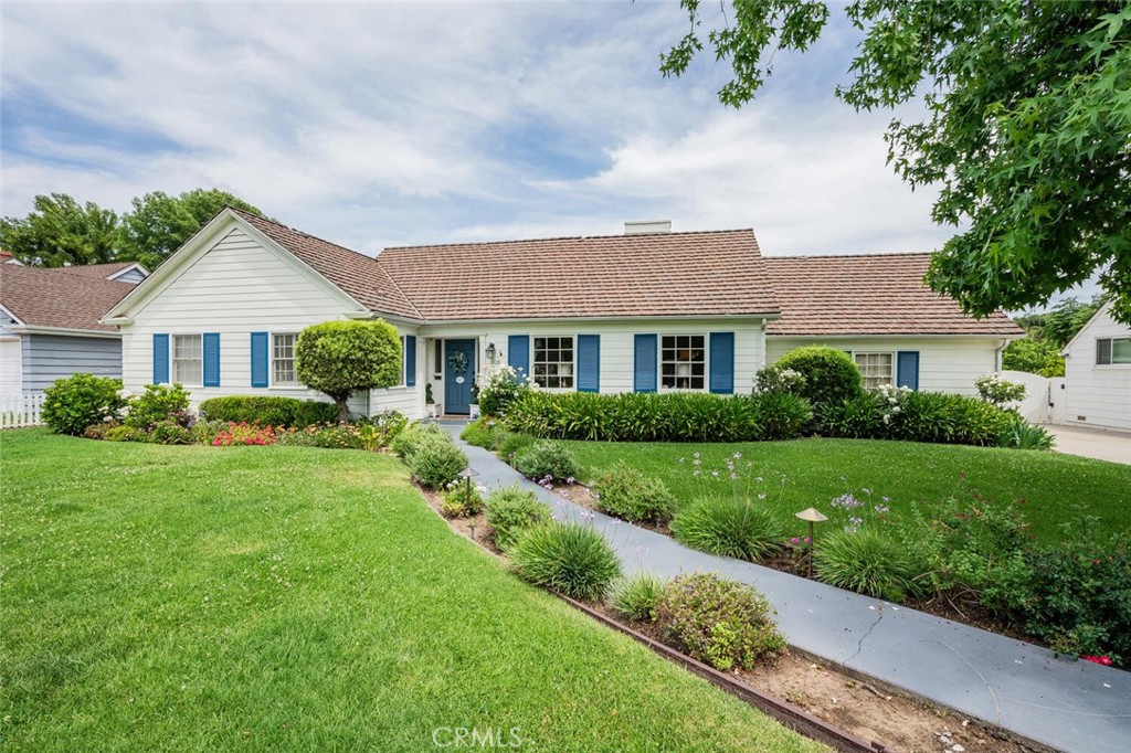 A property available for sale at 6616 Langdon Avenue, Van Nuys, CA 91406.