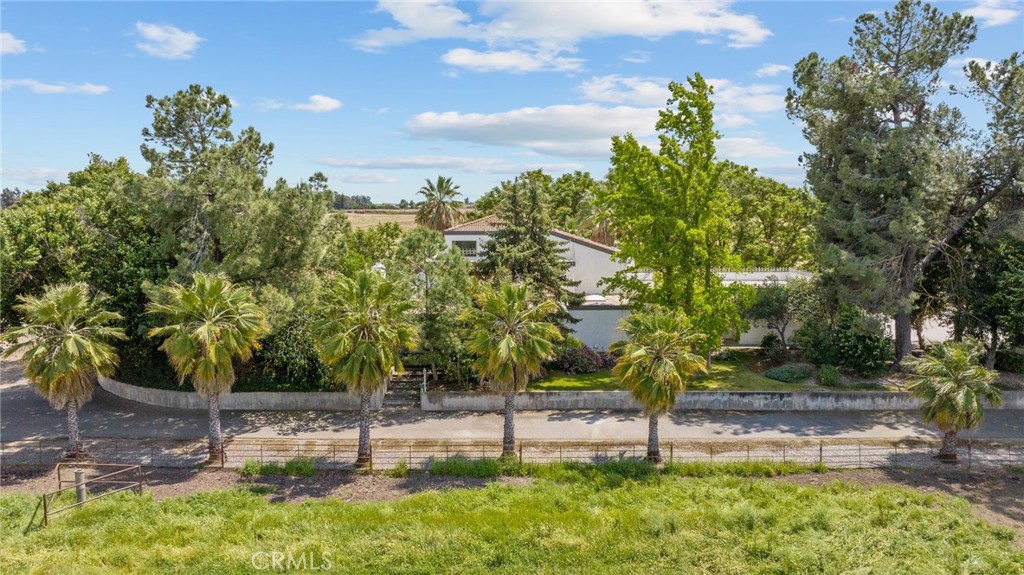 A property available for sale at 17663 Island Drive, Madera, CA 93636.
