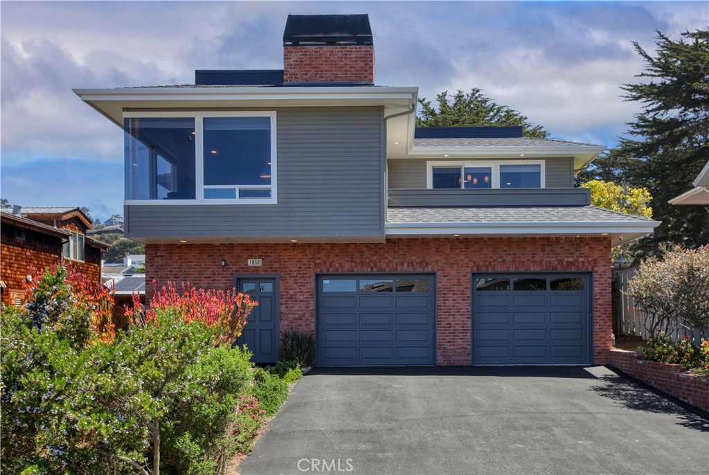 A property available for sale at 1850 Laurel Place, Cambria, CA 93428.
