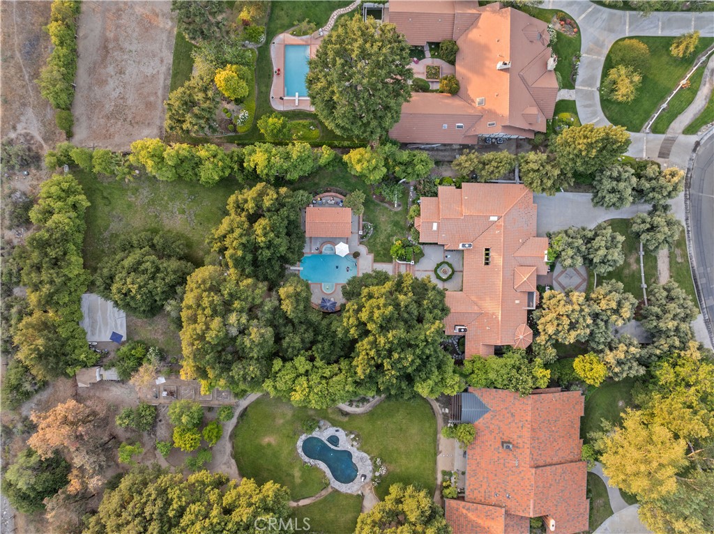 A property available for sale at 26749 Macmillan Ranch Rd, Canyon Country, CA 91387.