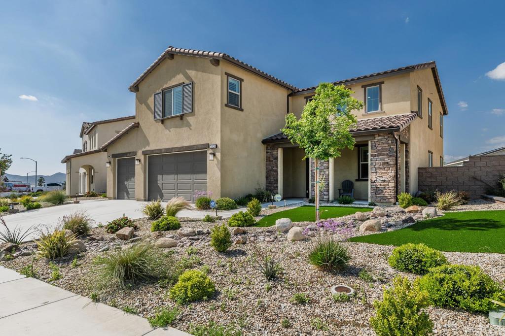 A property available for sale at 31528 Settlers Road, Winchester, CA 92596.