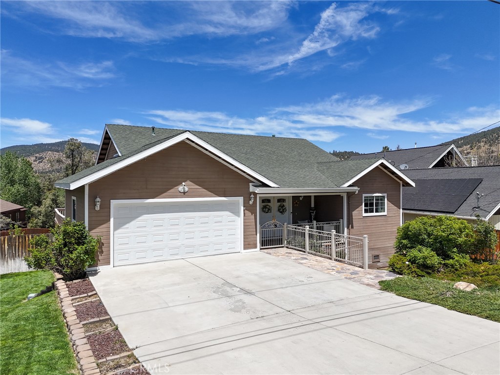 A property available for sale at 8921 Deer Trail, Frazier Park, CA 93225.