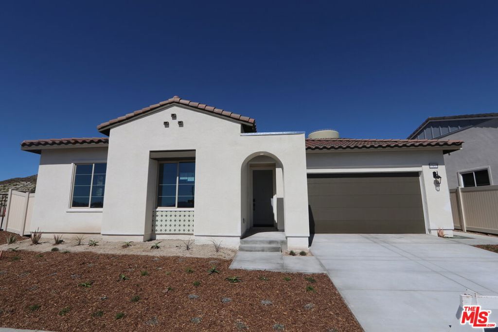 A property available for sale at 17857 Cirrus Drive, Santa Clarita, CA 91350.