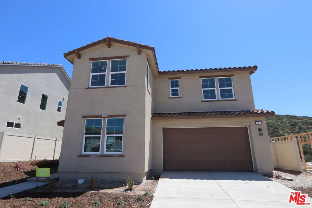 A property available for sale at 28234 Virga Place, Santa Clarita, CA 91350.
