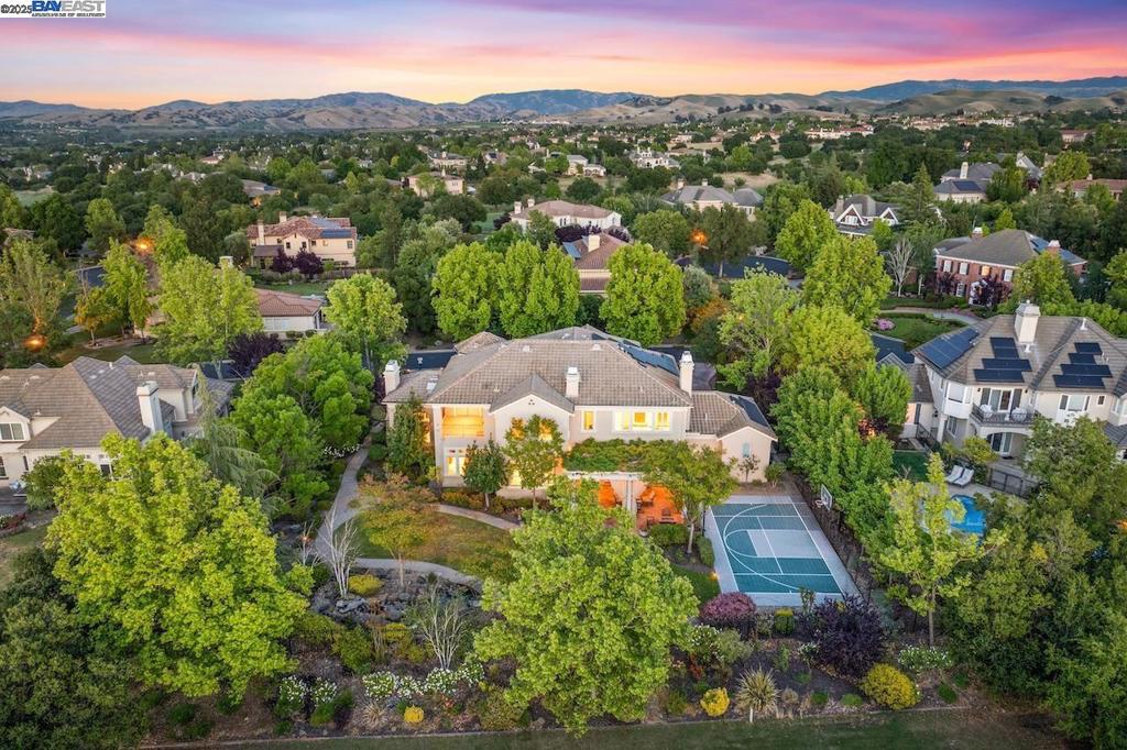 A property available for sale at 1751 Spumante Pl, Pleasanton, CA 94566.