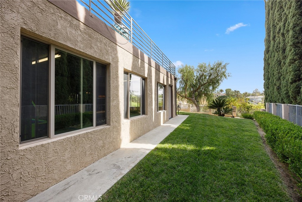 A property available for sale at 291 S Owens Drive, Anaheim Hills, CA 92808.