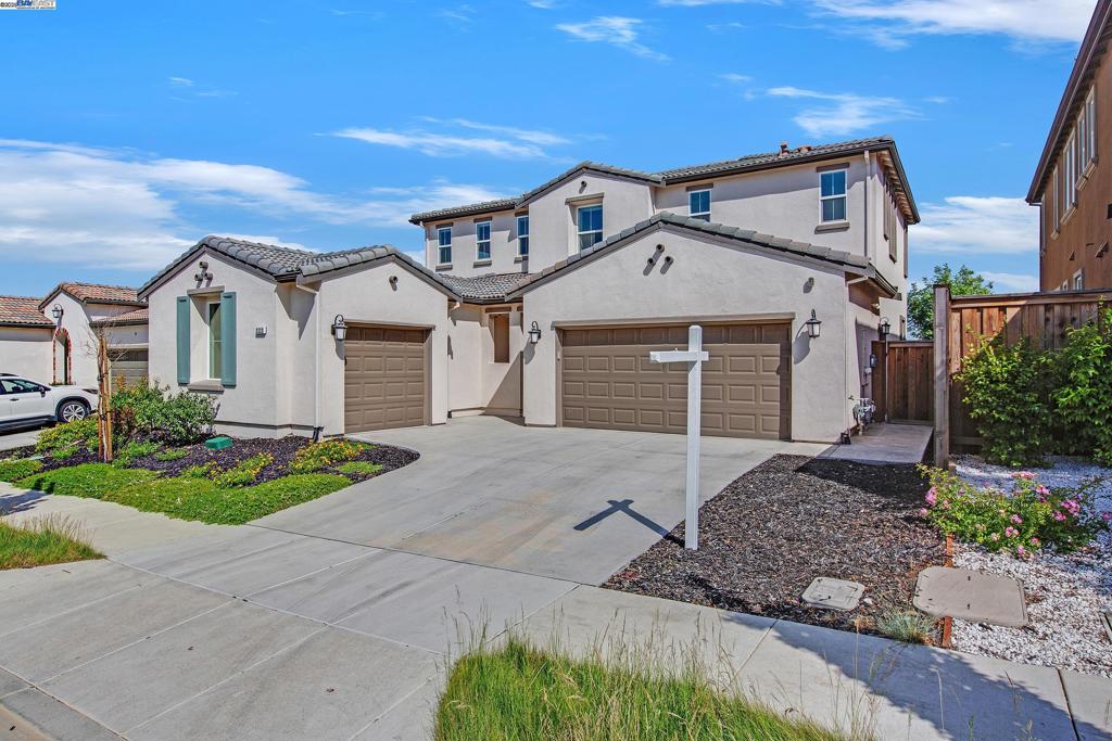 A property available for sale at 2222 Davie Pl, Tracy, CA 95377.