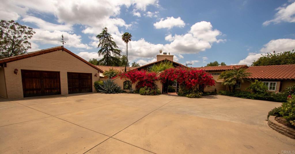 A property available for sale at 11105 Berry Road, Valley Center, CA 92082.