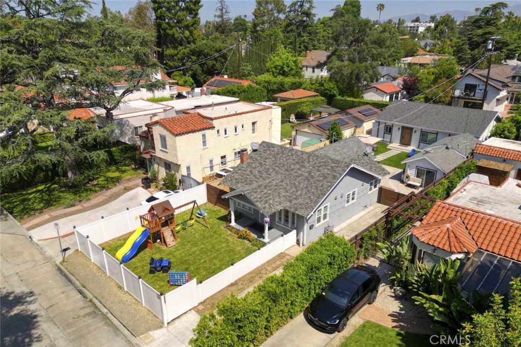 A property available for sale at 11101 Sarah Street, Toluca Lake, CA 91602.