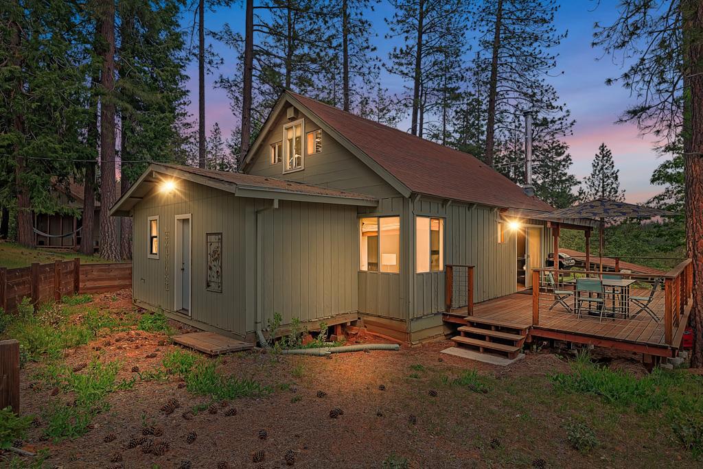 A property available for sale at 1753 Lightning Lane, Arnold, CA 95223.