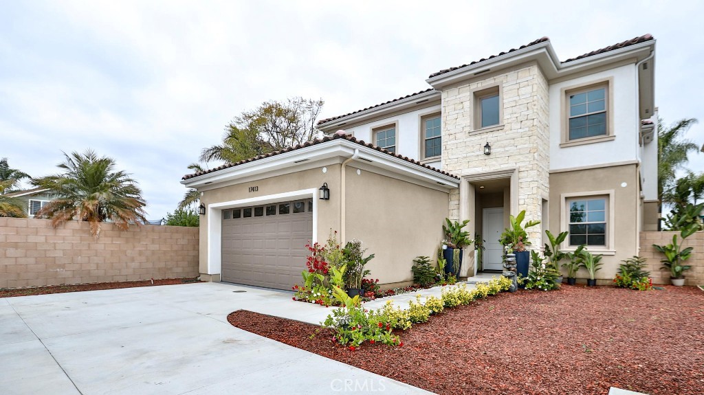 A property available for sale at 17413 Sienna Ln, Fountain Valley, CA 92708.