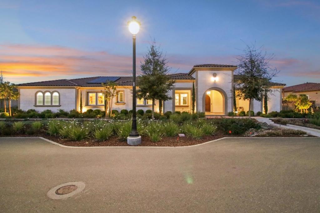A property available for sale at 2170 Via Orista, Morgan Hill, CA 95037.