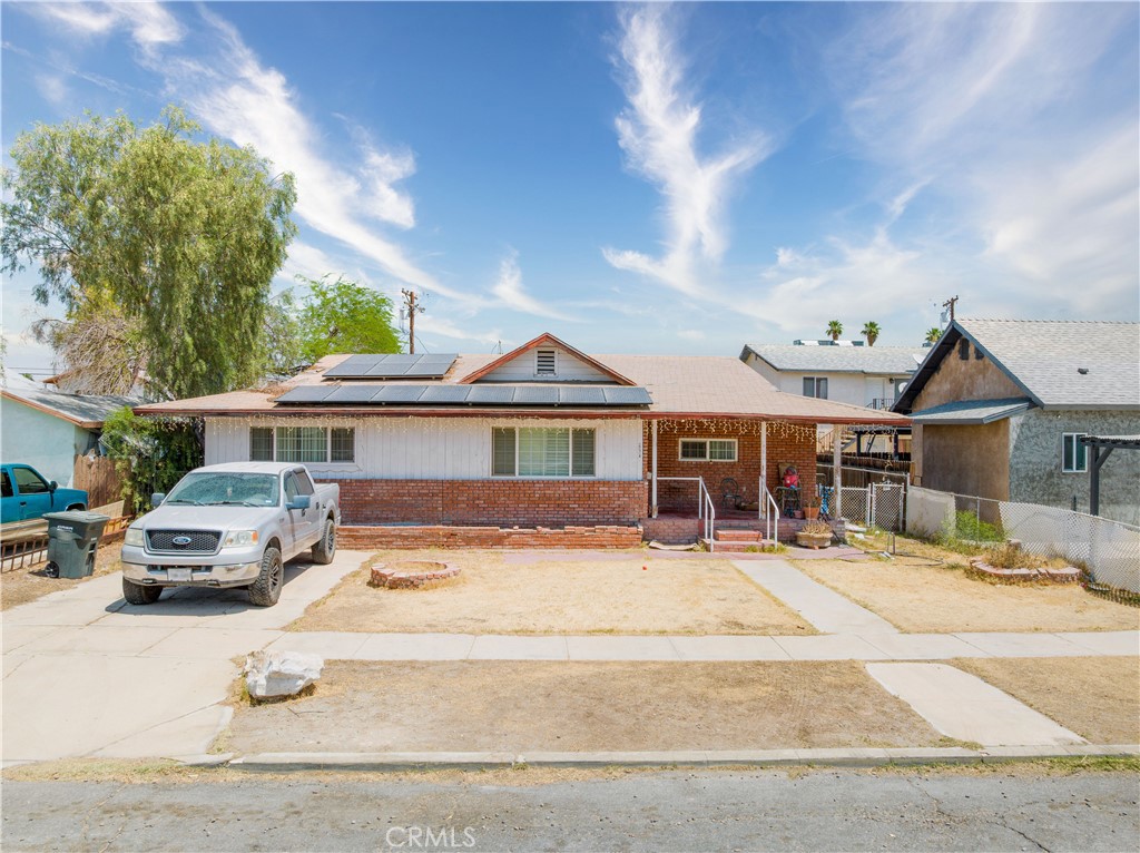 A property available for sale at 634 W Holt Avenue, El Centro, CA 92243.