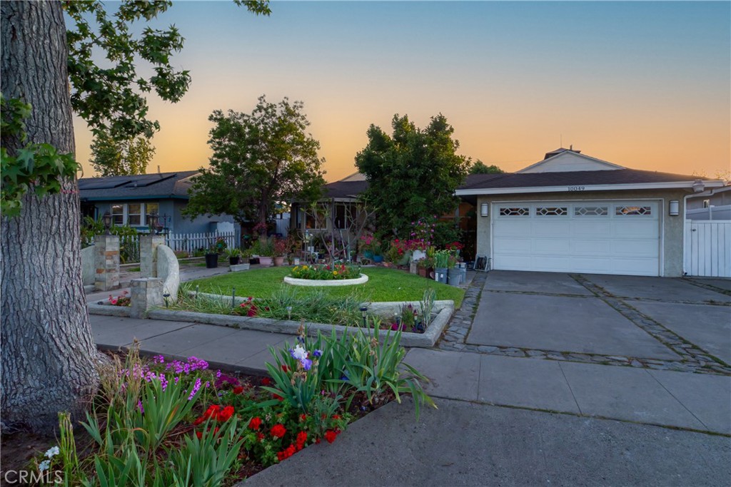 A property available for sale at 10049 Langdon, San Fernando, CA 91345.