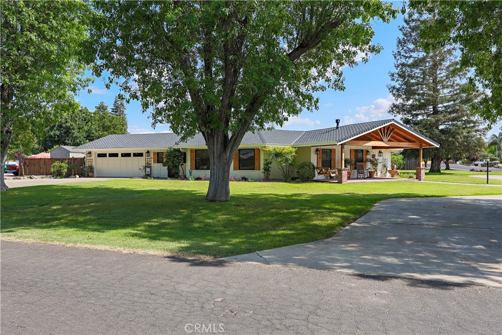 A property available for sale at 2834 Whitegate Drive, Merced, CA 95340.
