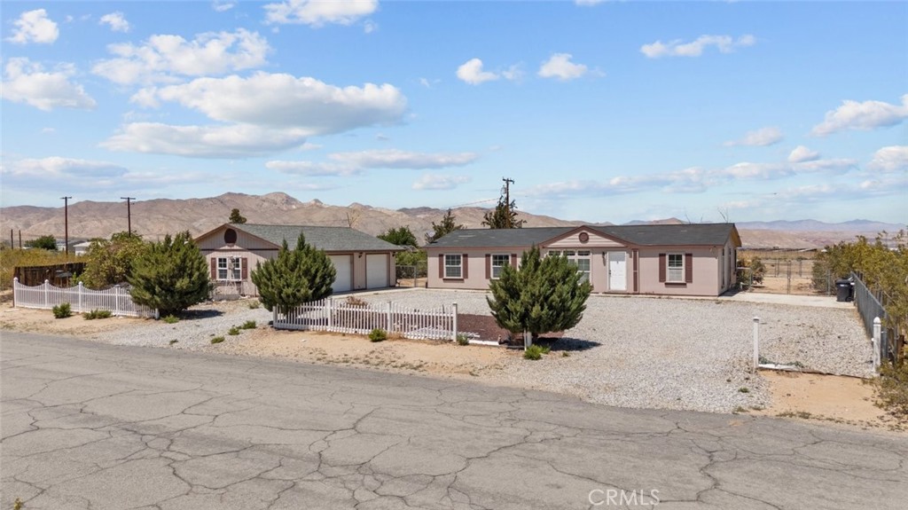 A property available for sale at 6241 Sespe Avenue, Mojave, CA 93501.