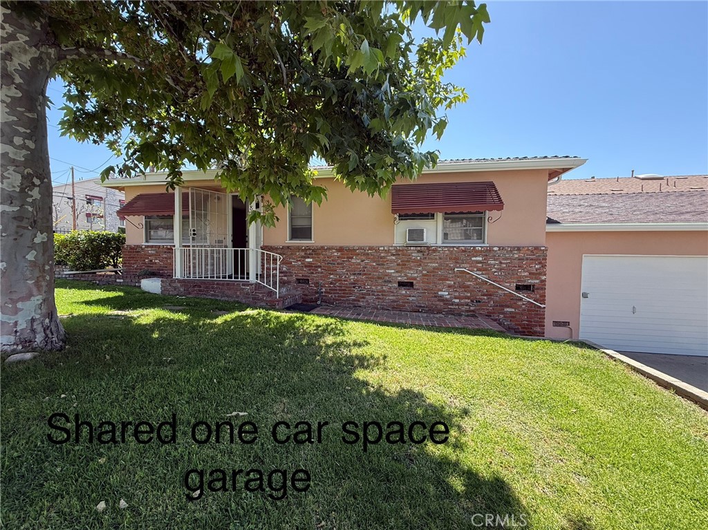 A property available for rent at 2483 Florencita Avenue, Montrose, CA 91020.