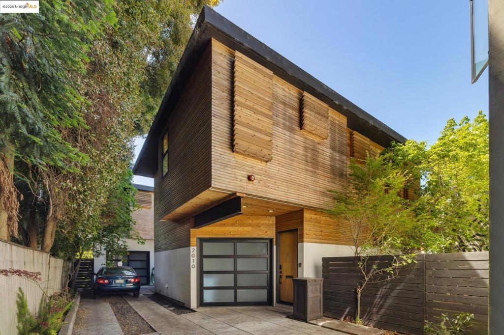 A property available for sale at 2010 9th St, Berkeley, CA 94710.