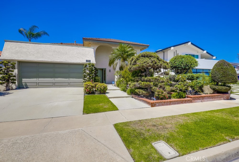A property available for sale at 3681 Fenley Drive, Los Alamitos, CA 90720.
