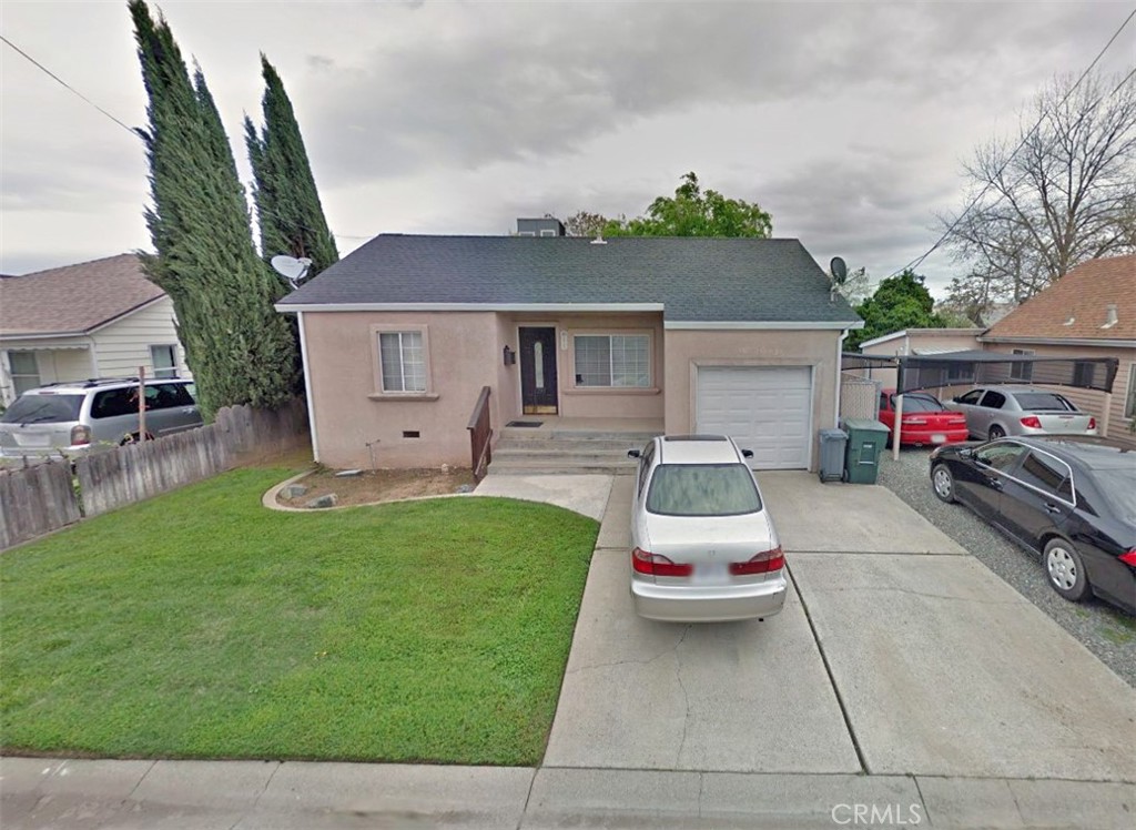 A property available for sale at 811 Francis Way, Yuba City, CA 95991.