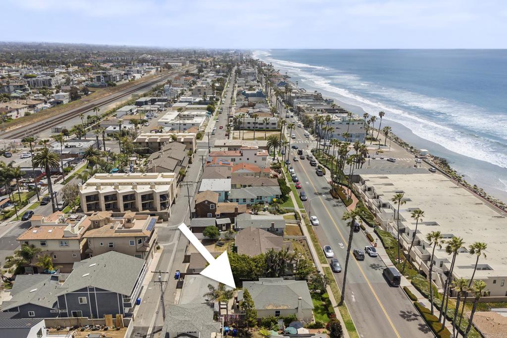 A property available for sale at 618 S Pacific Street, Oceanside, CA 92054.