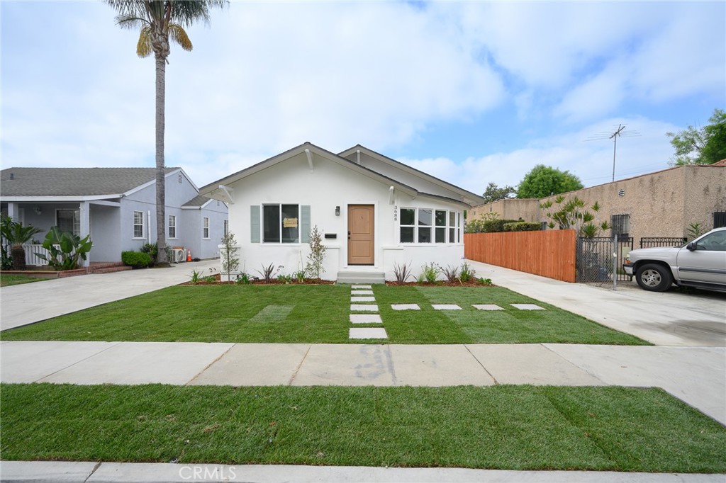 A property available for sale at 3688 Walnut Avenue, Lynwood, CA 90262.