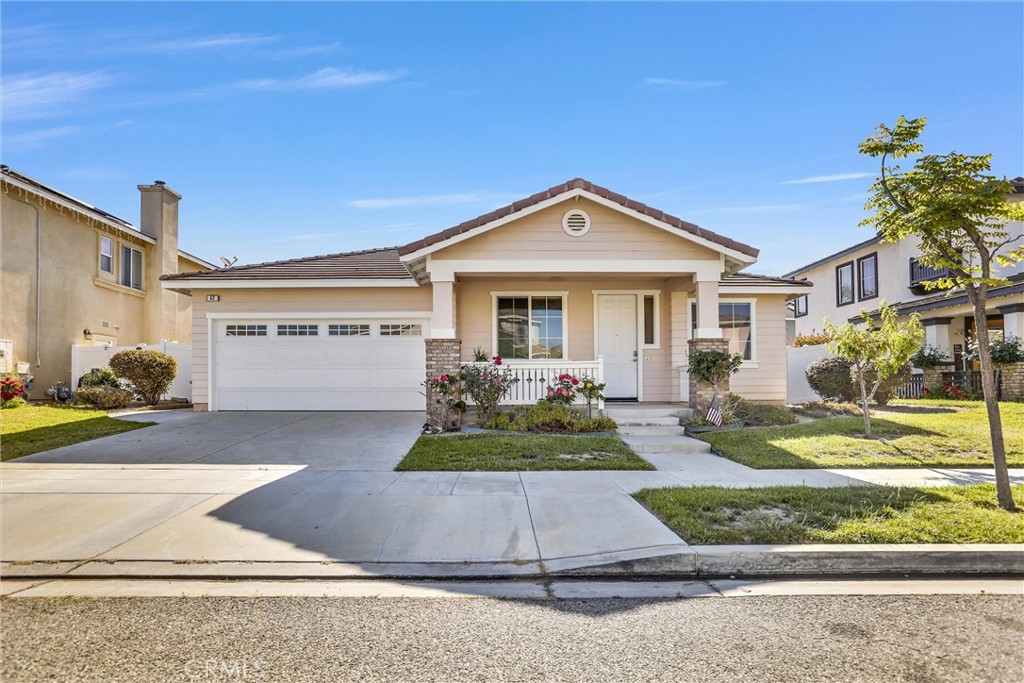 A property available for sale at 62 Rio Grande Street, Fillmore, CA 93015.