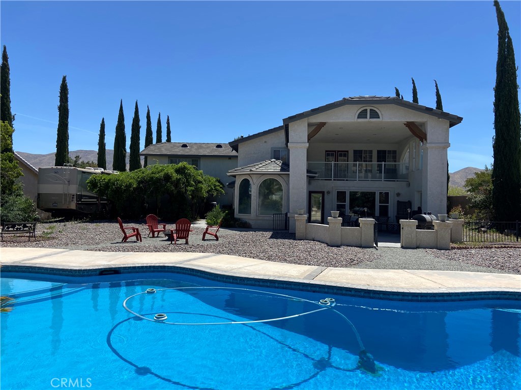A property available for sale at 7614 Calpella Avenue, Hesperia, CA 92345.