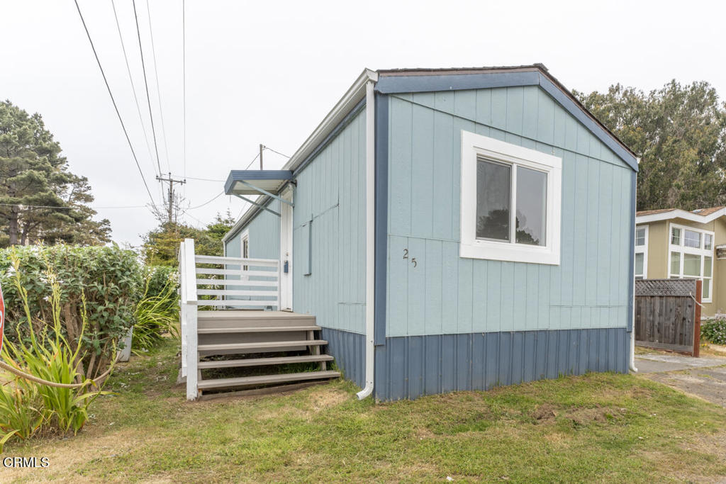 A property available for sale at 17900 Ocean Drive 25, Fort Bragg, CA 95437.