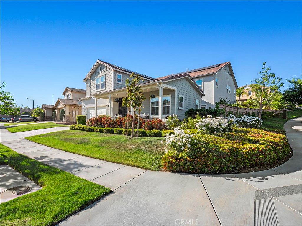 A property available for sale at 22385 Midtown Court, Saugus, CA 91350.