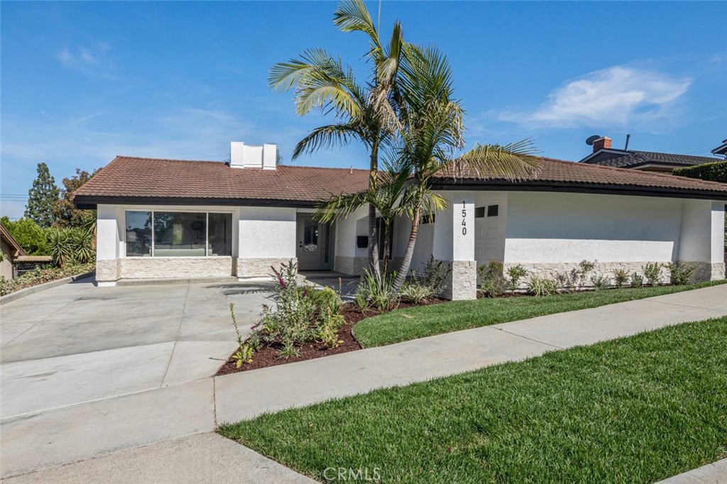 A property available for sale at 1540 Coachwood Street, La Habra, CA 90631.
