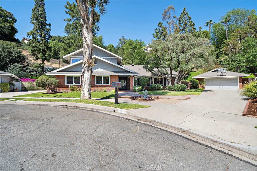 A property available for sale at 3016 Milagro Way, Fullerton, CA 92835.