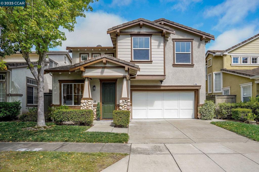 A property available for sale at 1162 Waverly Cir, Hercules, CA 94547-2760.