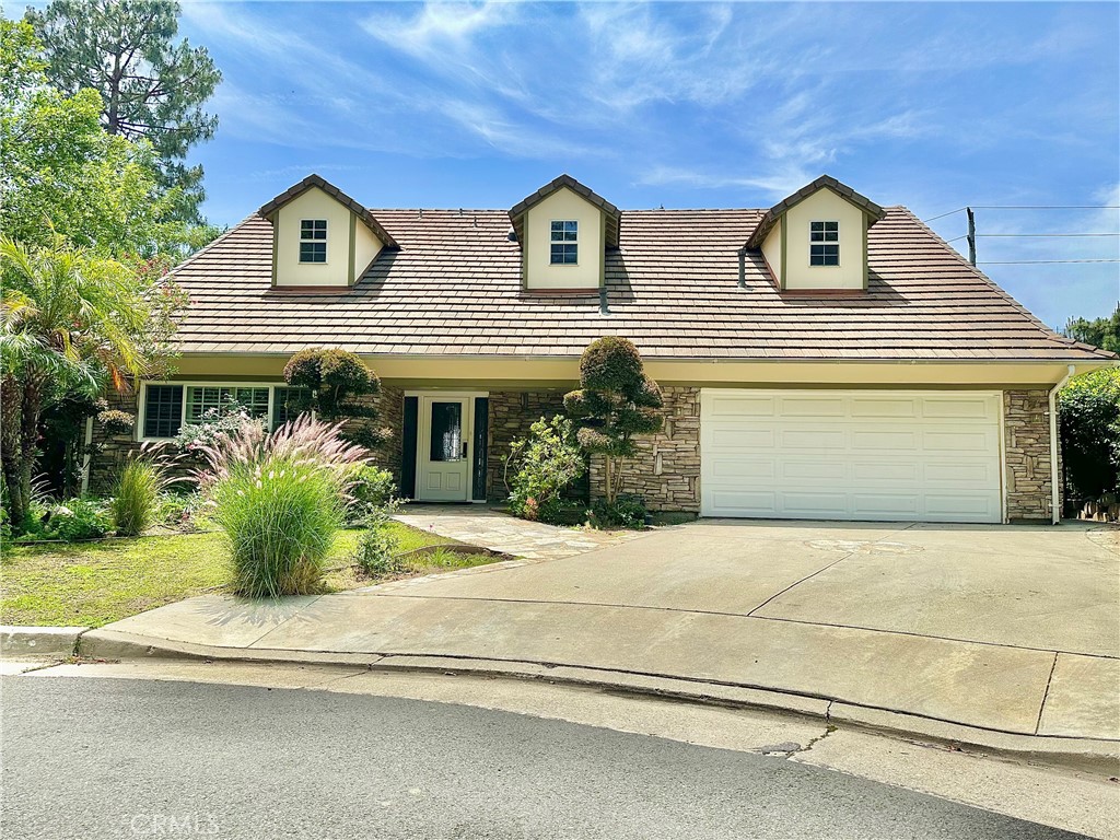 A property available for sale at 5703 Evening Canyon Drive, La Canada Flintridge, CA 91011.