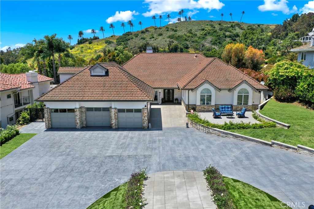 A property available for sale at 30927 Steeplechase Drive, San Juan Capistrano, CA 92675.