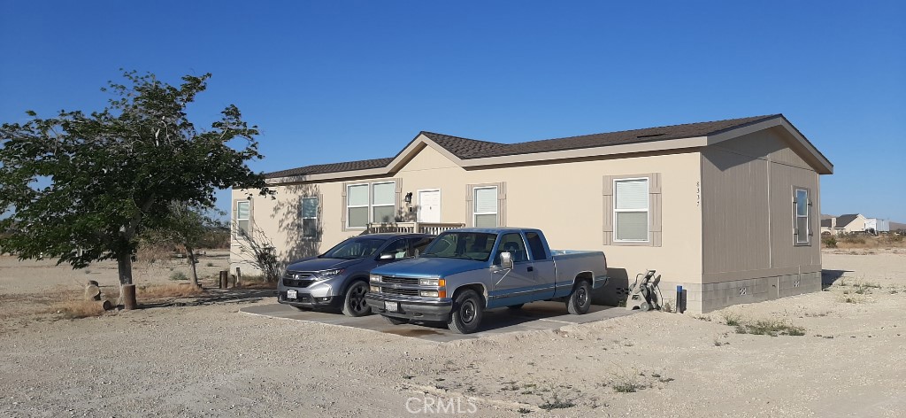 A property available for sale at 8337 20th Street W, Mojave, CA 93501.