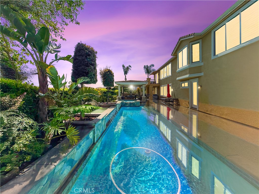 A property available for sale at 2518 Lunes, La Verne, CA 91750.