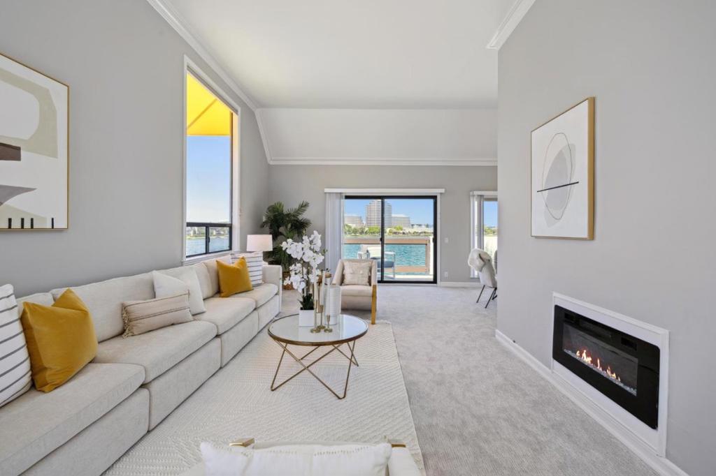 A property available for sale at 644 Portofino Lane, Foster City, CA 94404.