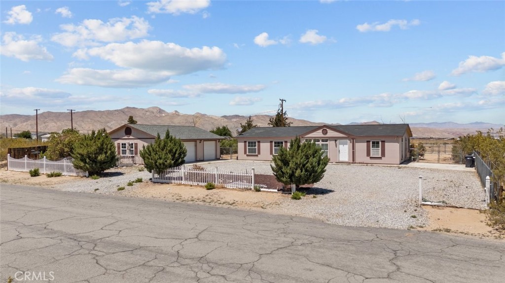 A property available for sale at 6241 Sespe Avenue, Mojave, CA 93501.