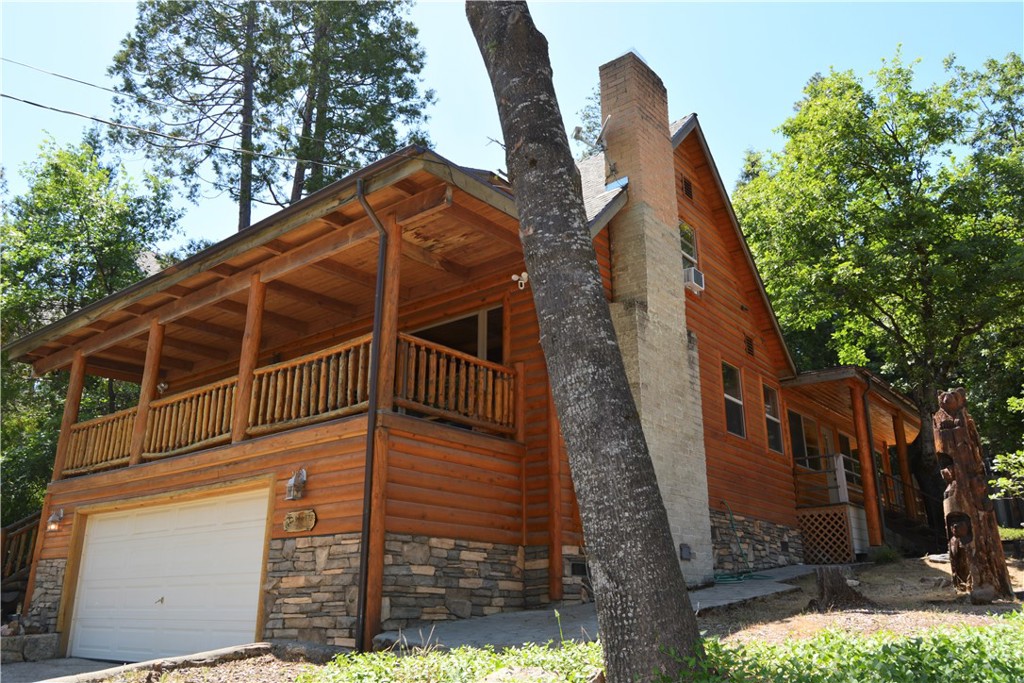 A property available for sale at 39162 Manzanita, Bass Lake, CA 93604.