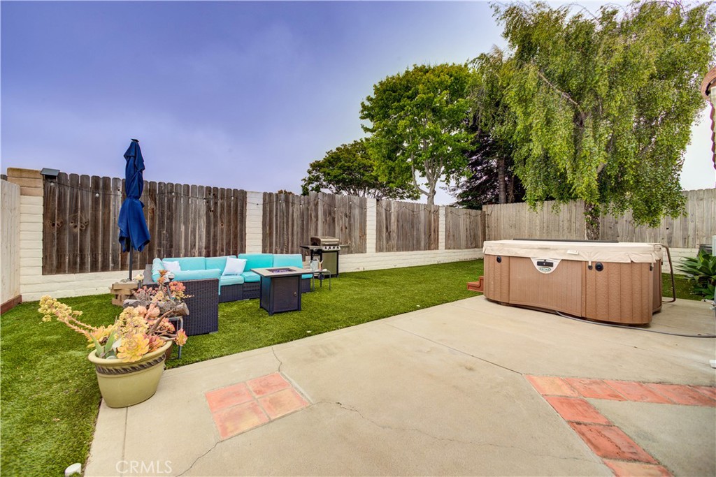 A property available for sale at 1121 Rose Court, Grover Beach, CA 93433.