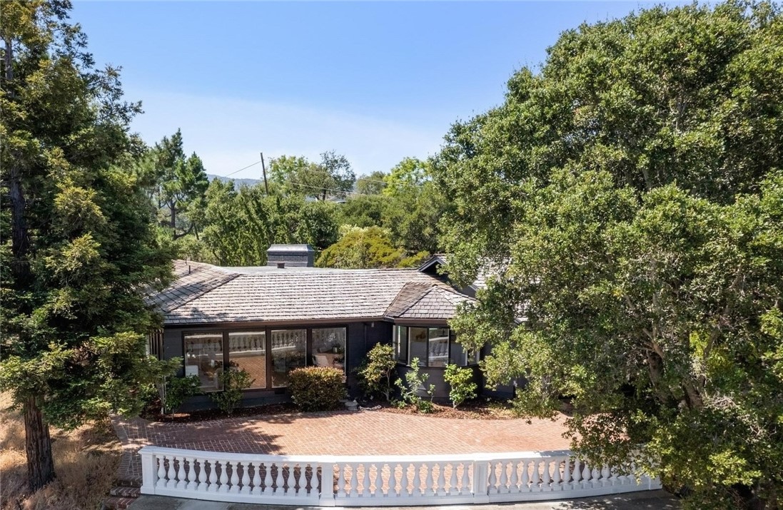 A property available for sale at 25870 Westwind Way, Los Altos Hills, CA 94022.