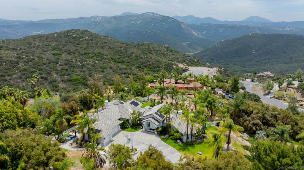 A property available for sale at 2133 Corte Dorado Espuela, Alpine, CA 91901.