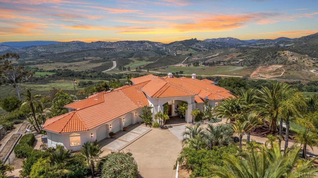A property available for sale at 31581 Larga Vista, Valley Center, CA 92082.