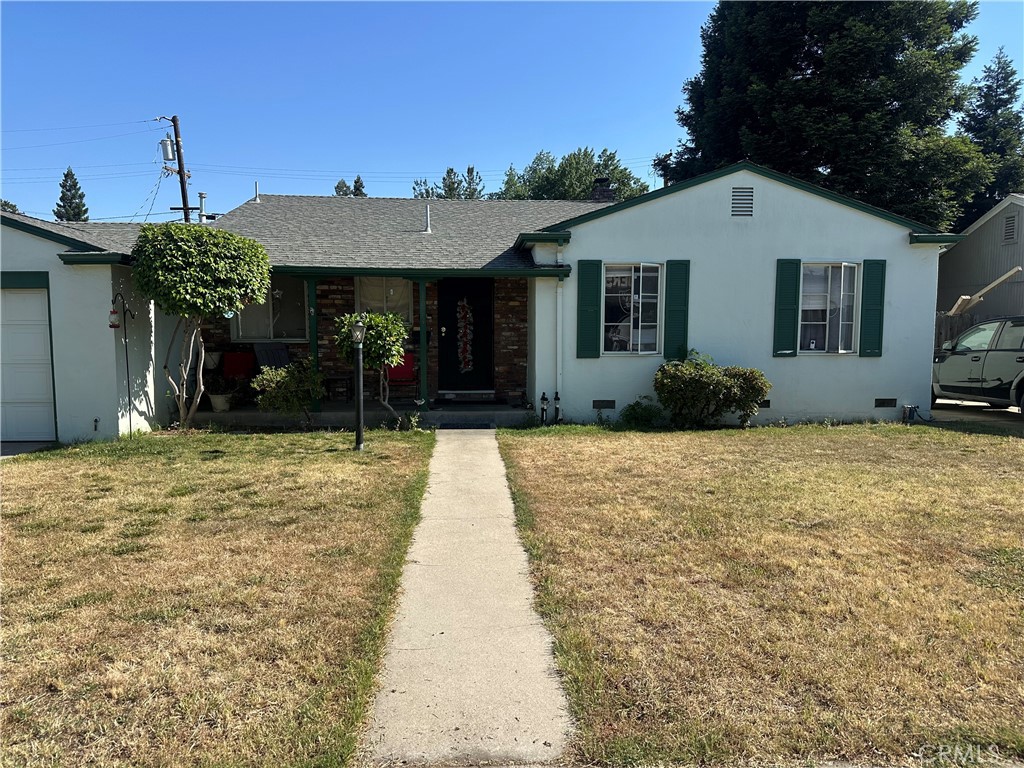 A property available for sale at 1074 Mccollum Avenue, Yuba City, CA 95991.