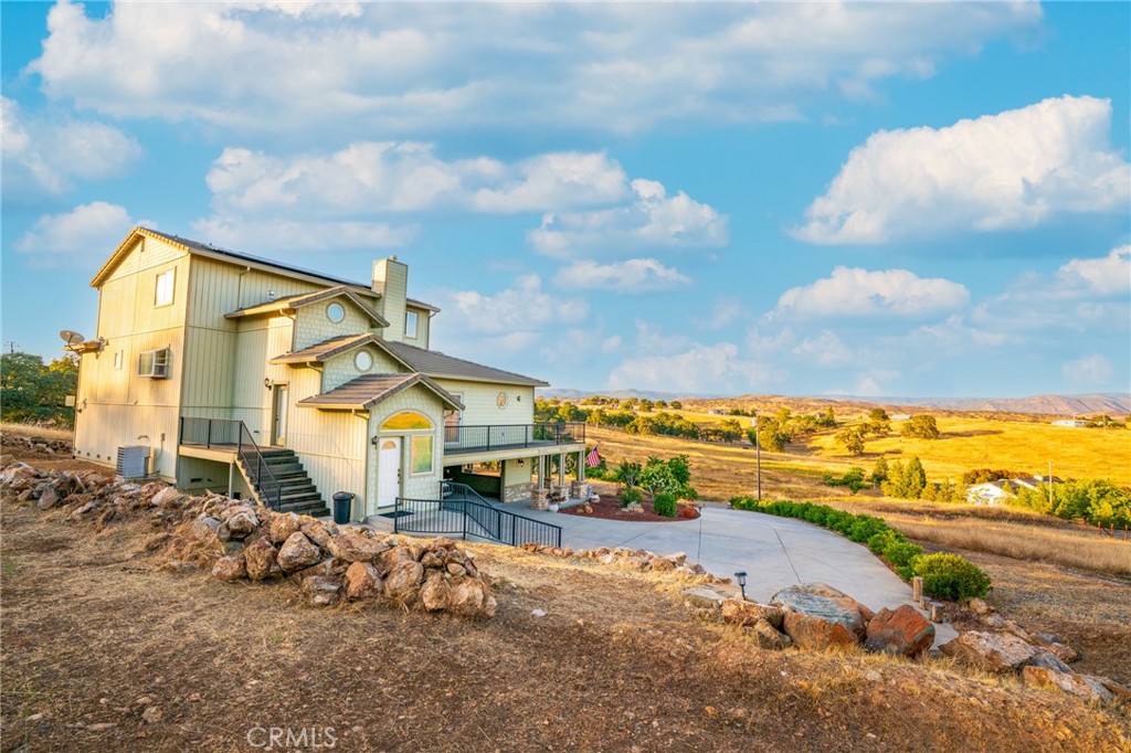 A property available for sale at 9713 Rastro Way, La Grange, CA 95329.